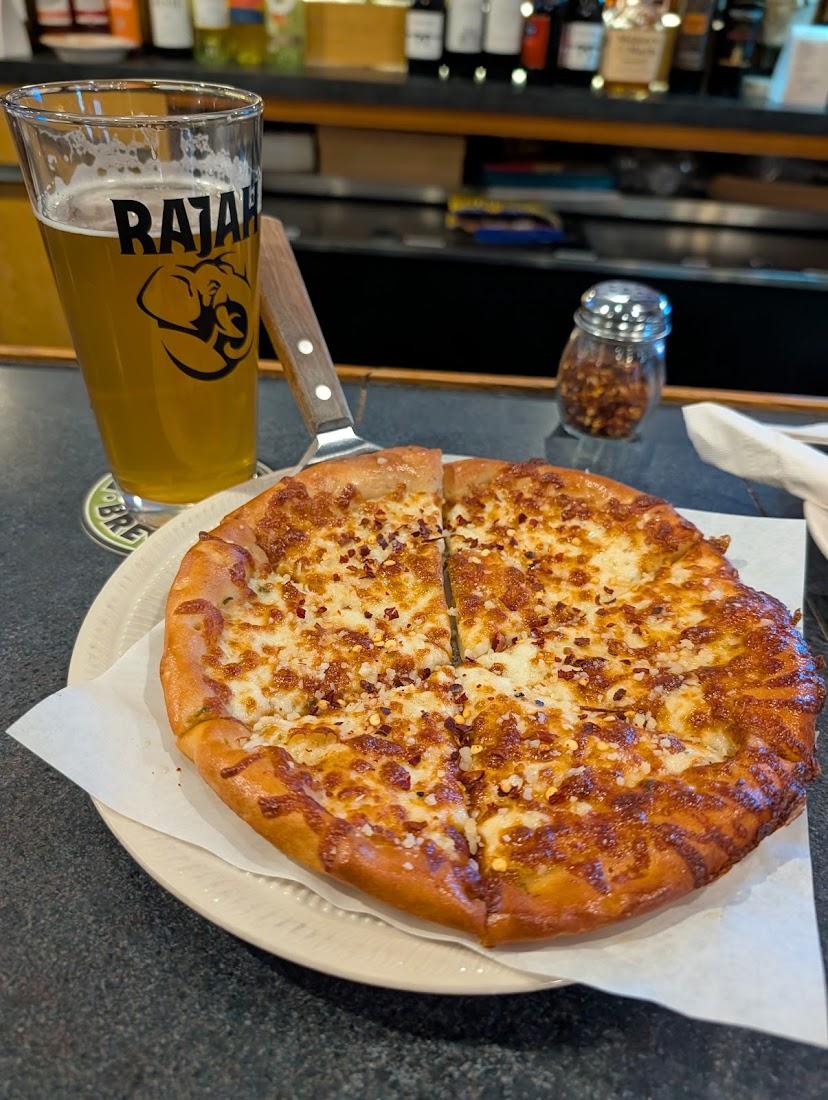 Arturo's Bar & Grill